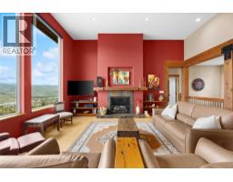 Living room - 594 Wilson Mountain Road, Oliver, BC V0H1T5 Photo 15