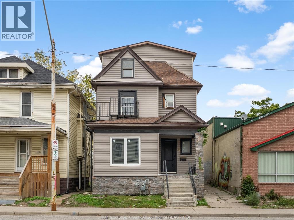446 WYANDOTTE STREET West, Windsor