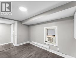 Kitchen - 446 Wyandotte Street West, Windsor, ON N9A5X4 Photo 12