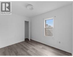 446 Wyandotte Street West, Windsor, ON N9A5X4 Photo 33