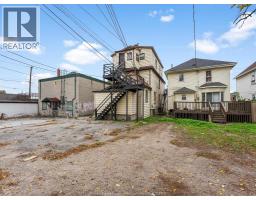 446 Wyandotte Street West, Windsor, ON N9A5X4 Photo 41