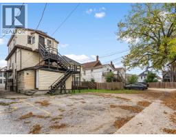 446 Wyandotte Street West, Windsor, ON N9A5X4 Photo 43