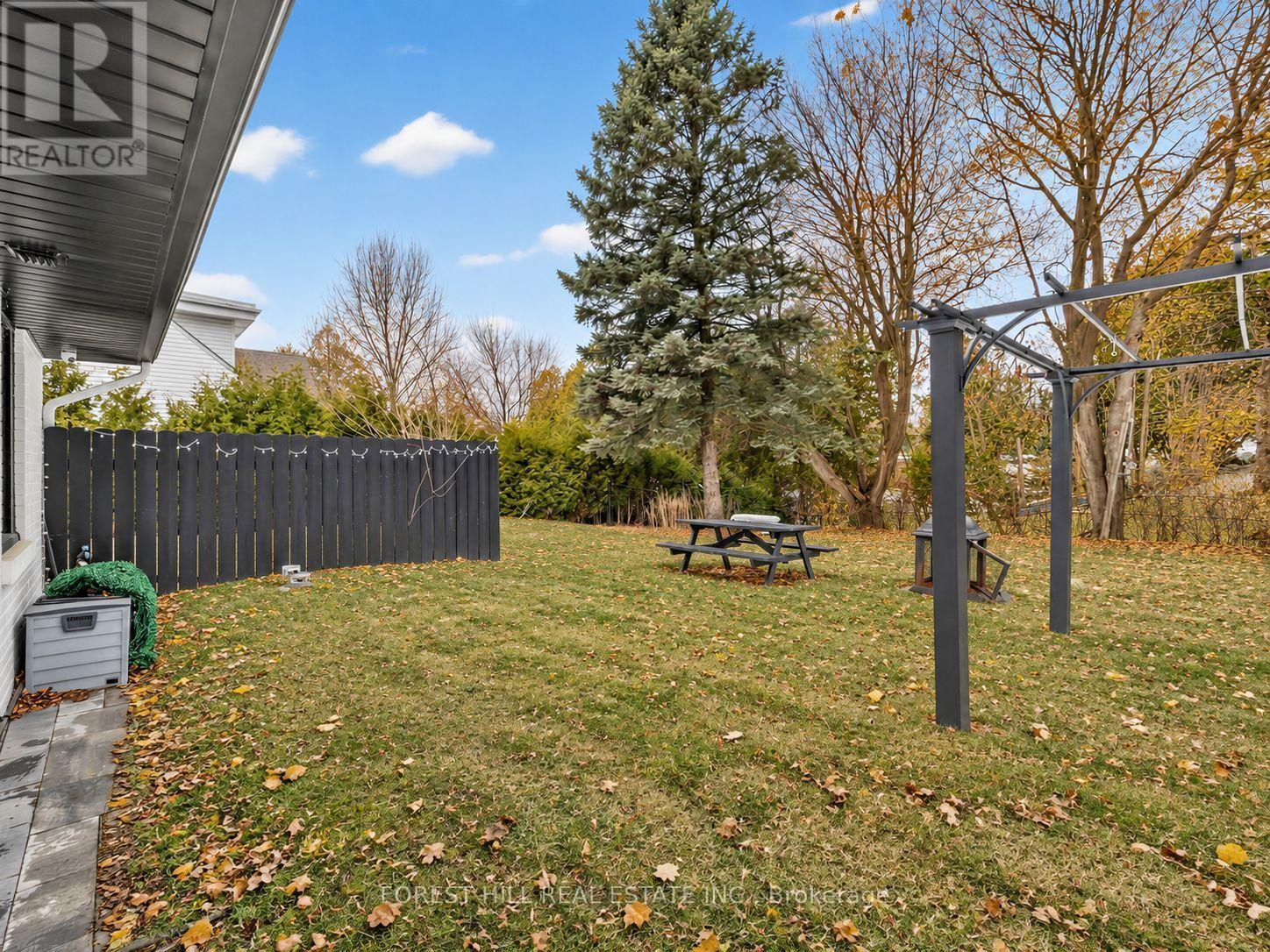 180 Glenwood Crescent, Oshawa, ON photo 42