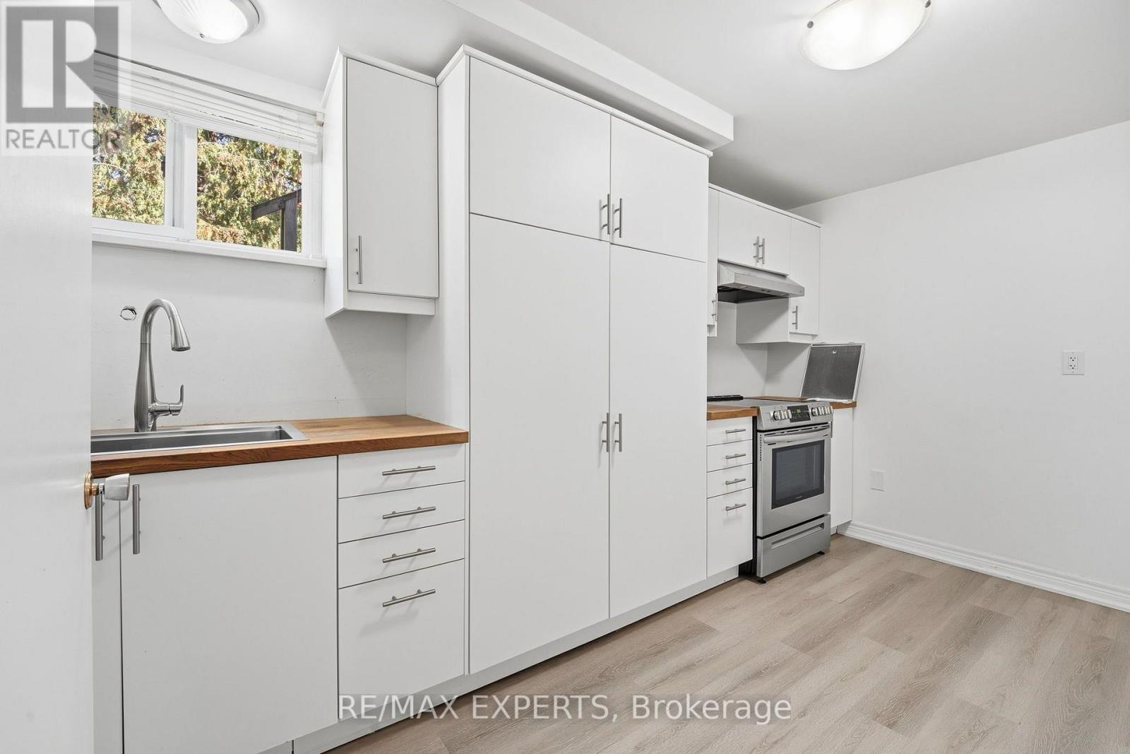 331 King Street East — photo 25