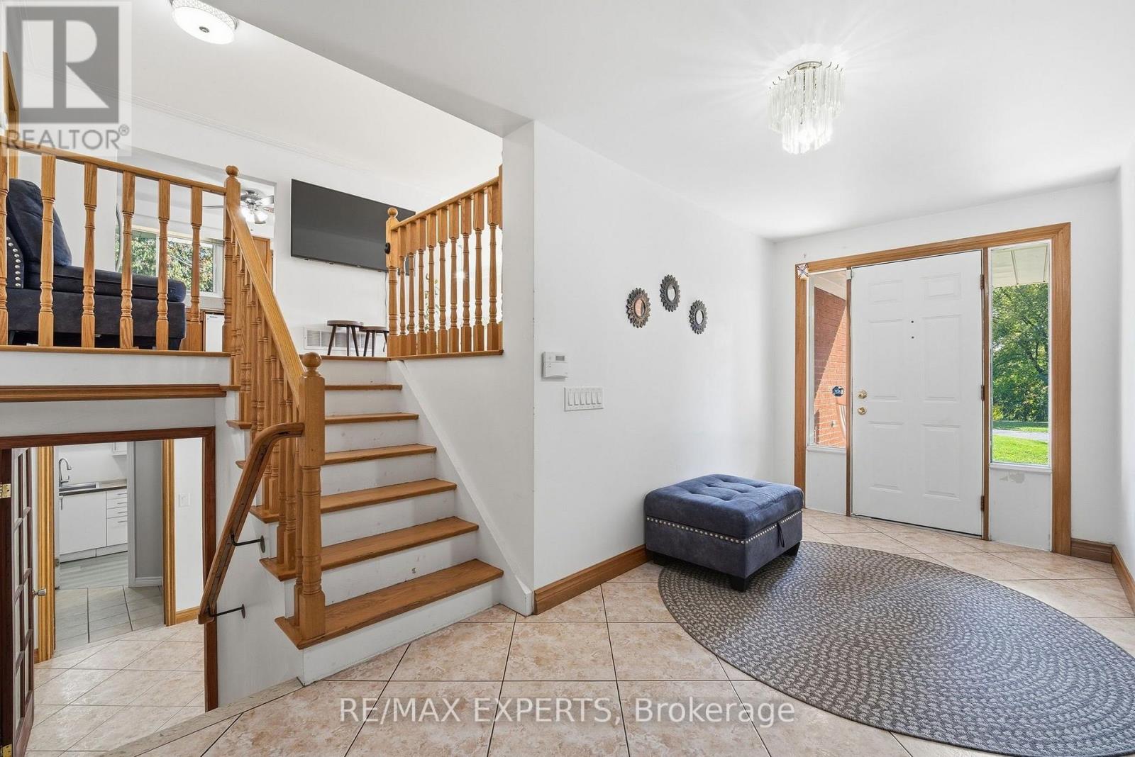 331 King Street East — photo 7