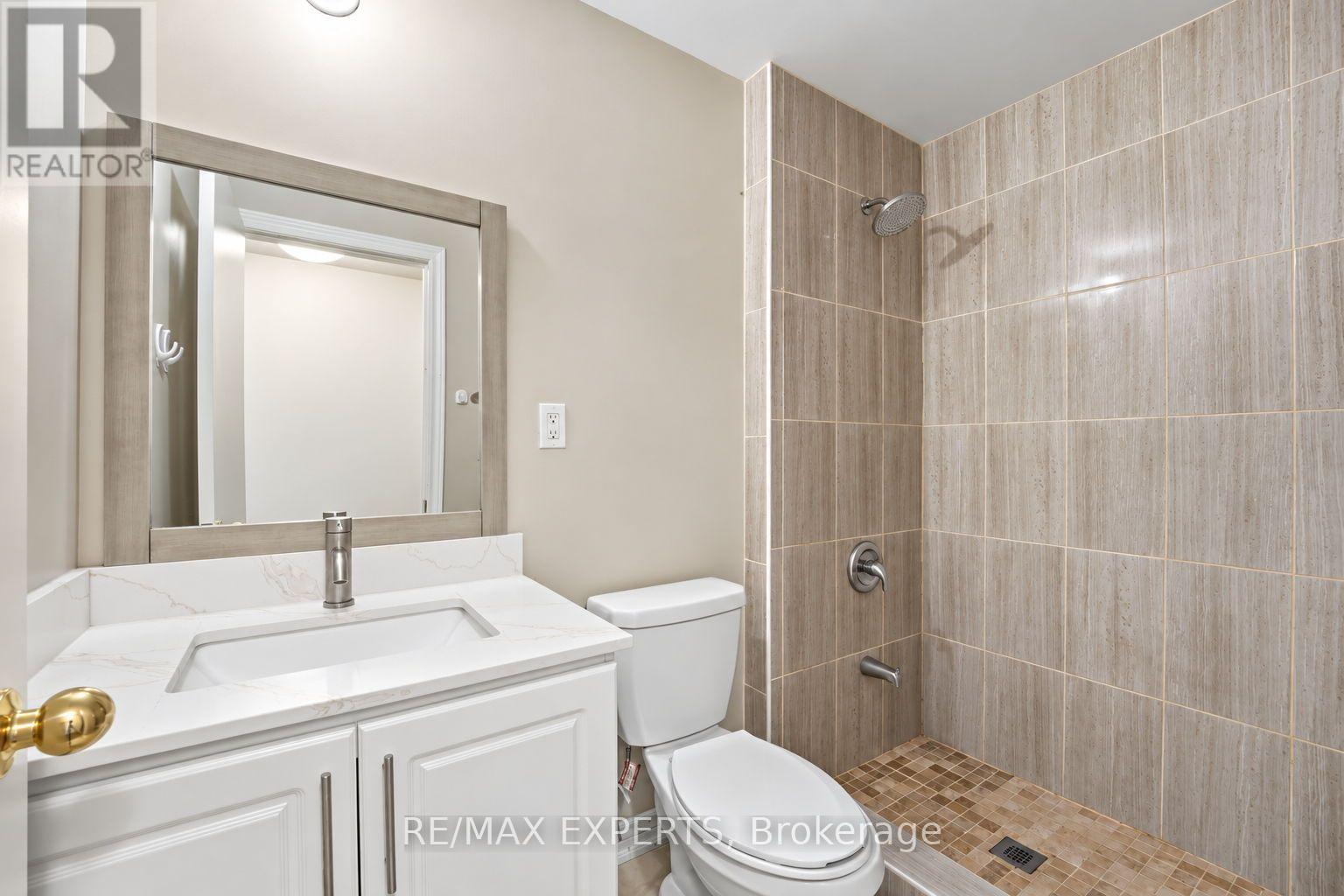 331 King Street East — photo 30