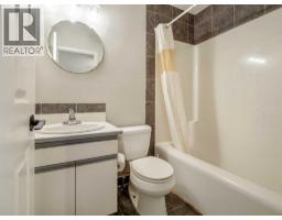 204 Mt Rundle Road W - photo 25