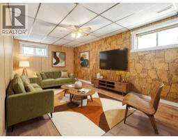 204 Mt Rundle Road W - photo 33
