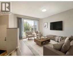204 Mt Rundle Road W - photo 5