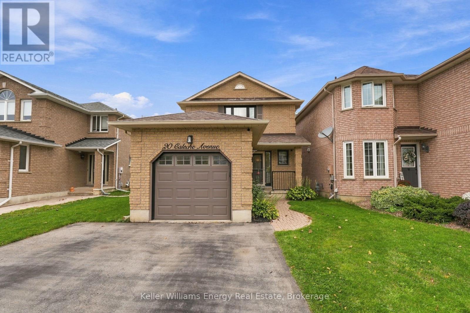 20 CALECHE AVENUE, Clarington (Courtice)