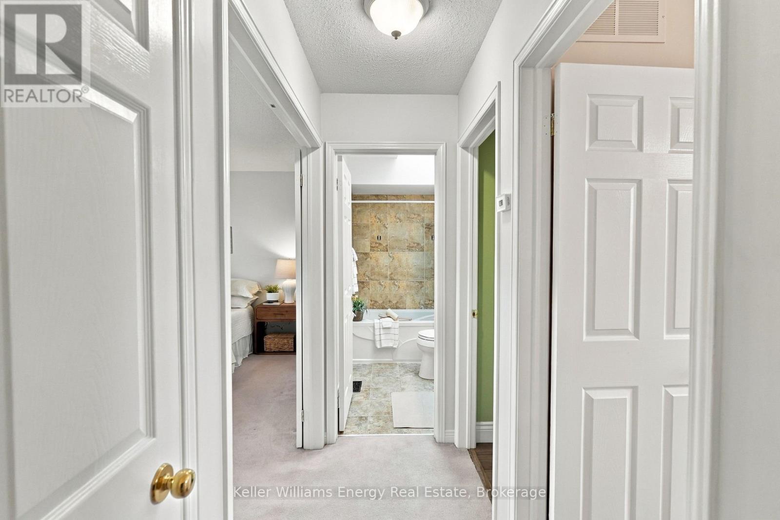 20 Caleche Avenue — photo 27