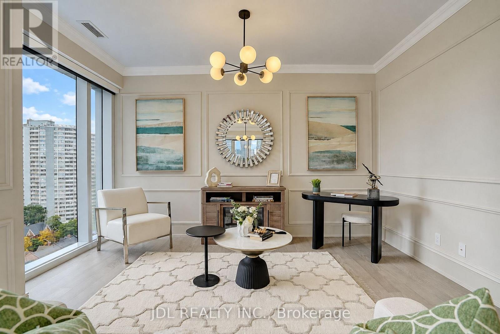 #1615 1 GLOUCESTER STREET - 21