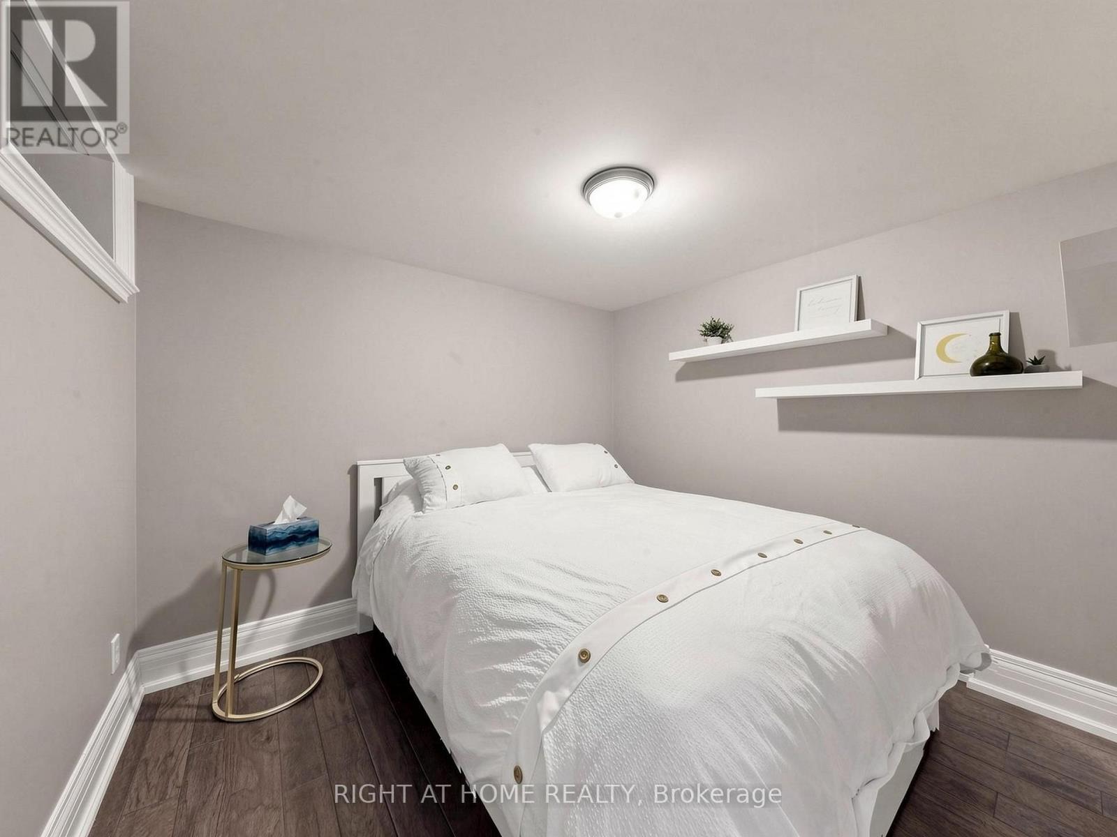 497 Northcliffe Boulevard, Toronto, ON photo 26