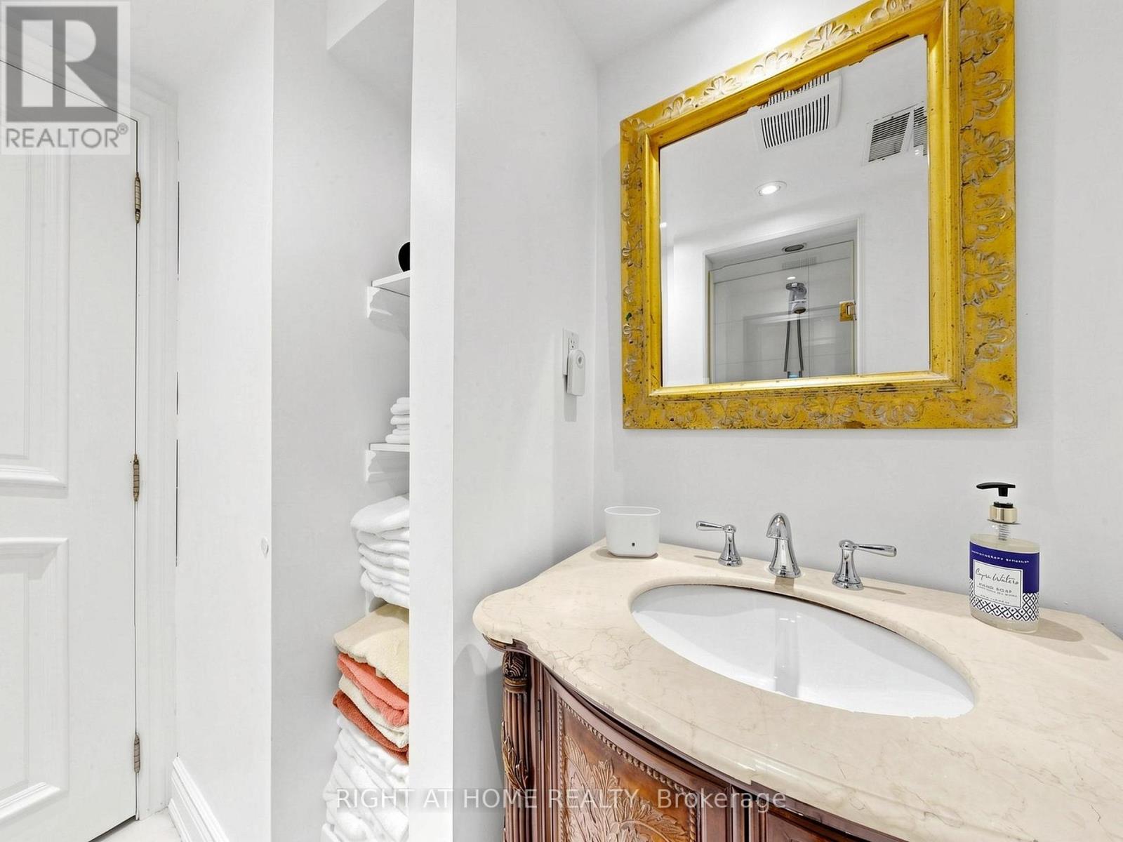 497 Northcliffe Boulevard, Toronto, ON photo 28