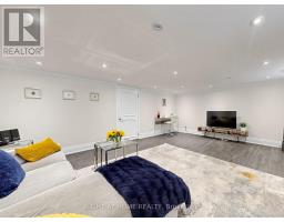 497 Northcliffe Boulevard, Toronto, ON M6E3L4 Photo 23