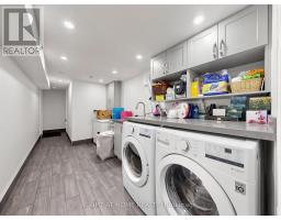 497 Northcliffe Boulevard, Toronto, ON M6E3L4 Photo 27
