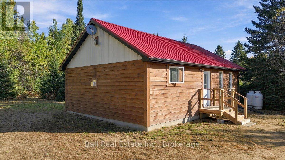775 CAMERON ROAD - 1