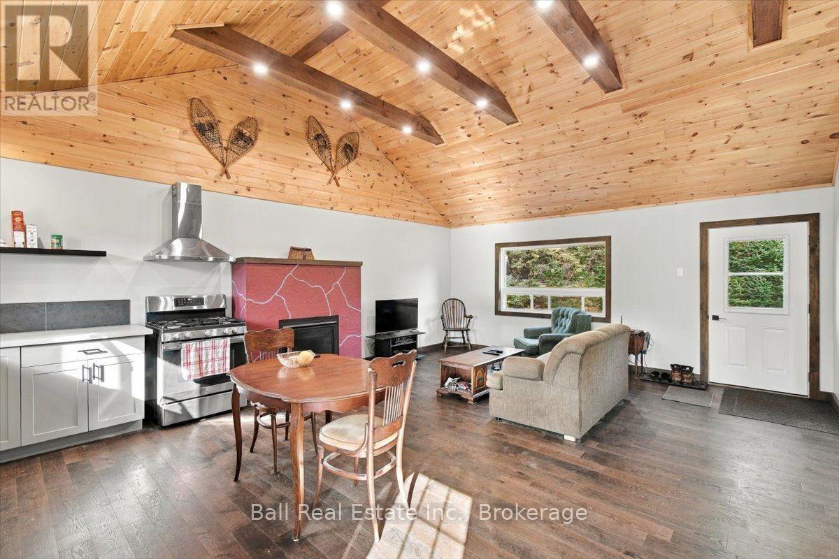 775 CAMERON ROAD - 13