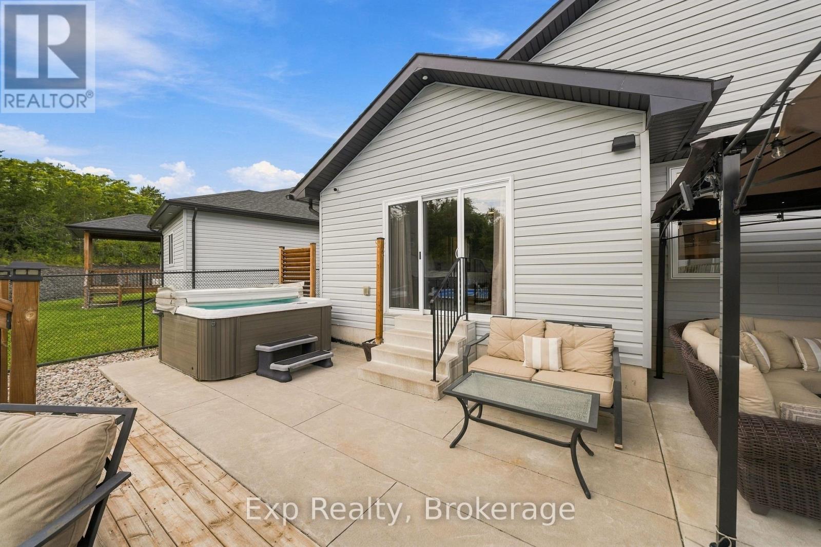 14 Lehtinen Crescent, Belleville, ON photo 38