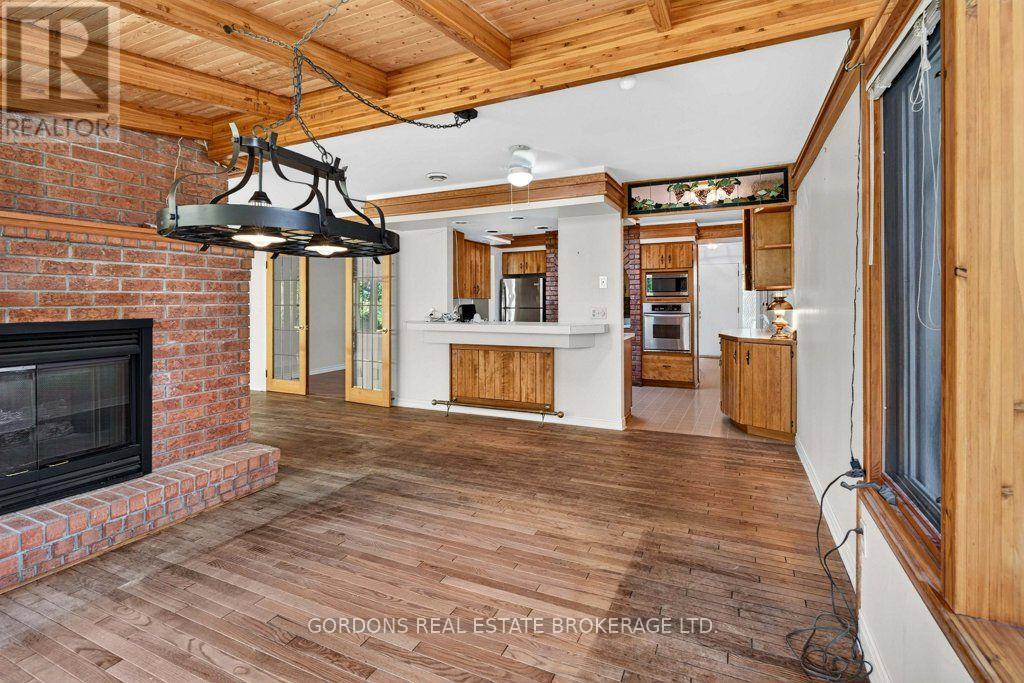 679 Palace Road — photo 26