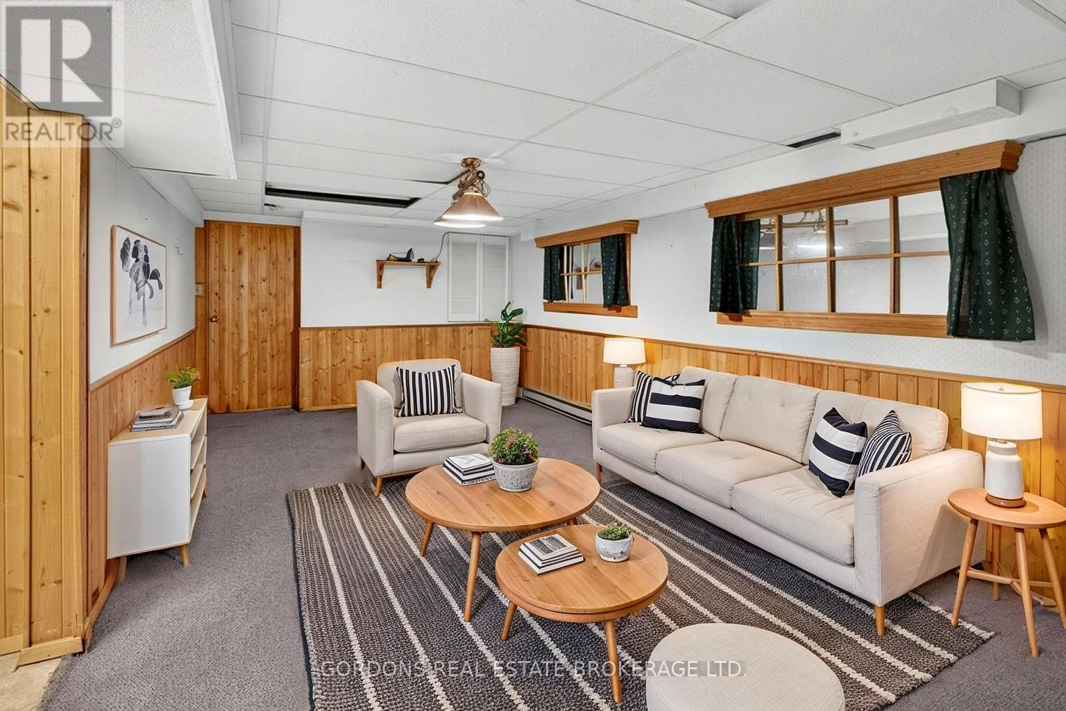 679 Palace Road — photo 39