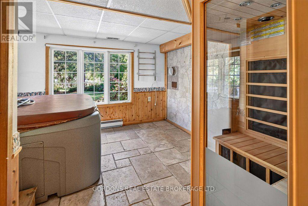 679 Palace Road — photo 41