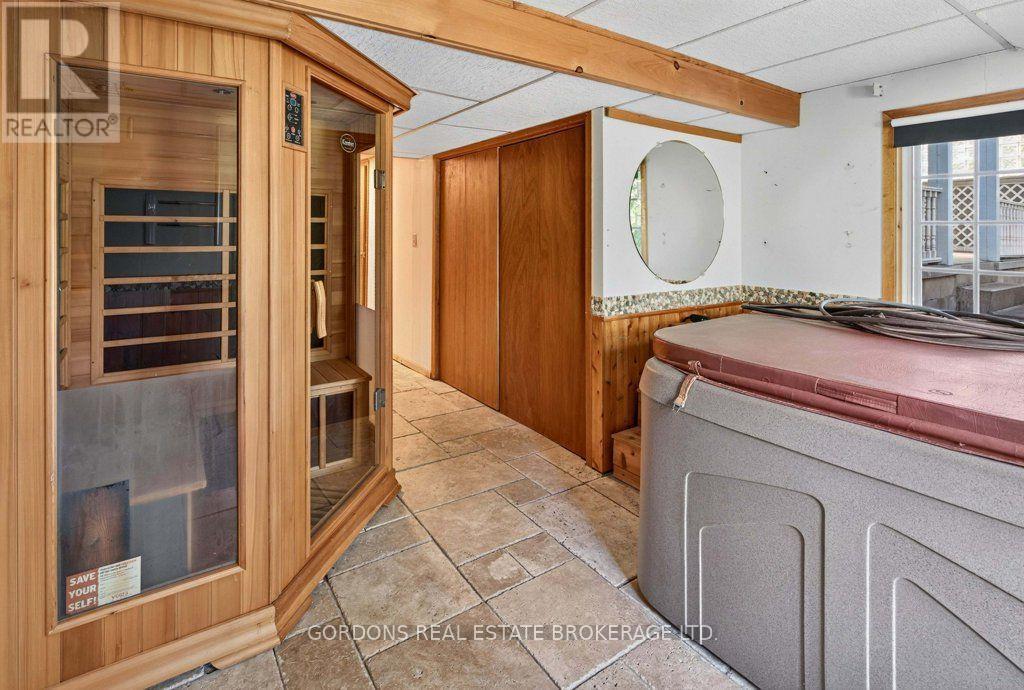 679 Palace Road — photo 42