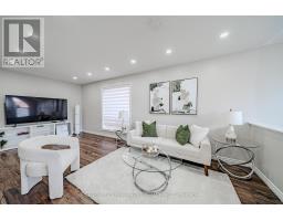 30 Castle Green Drive, Whitby, ON L1R2P9 Photo 11