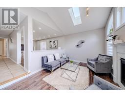 30 Castle Green Drive, Whitby, ON L1R2P9 Photo 14