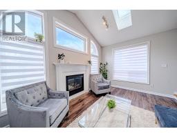 30 Castle Green Drive, Whitby, ON L1R2P9 Photo 15