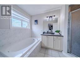 30 Castle Green Drive, Whitby, ON L1R2P9 Photo 32