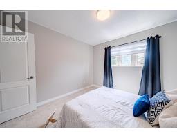 30 Castle Green Drive, Whitby, ON L1R2P9 Photo 37