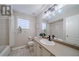 30 Castle Green Drive, Whitby, ON L1R2P9 Photo 41