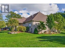 1811 Sandy Somerville Lane, London South, ON N6K5R1 Photo 36