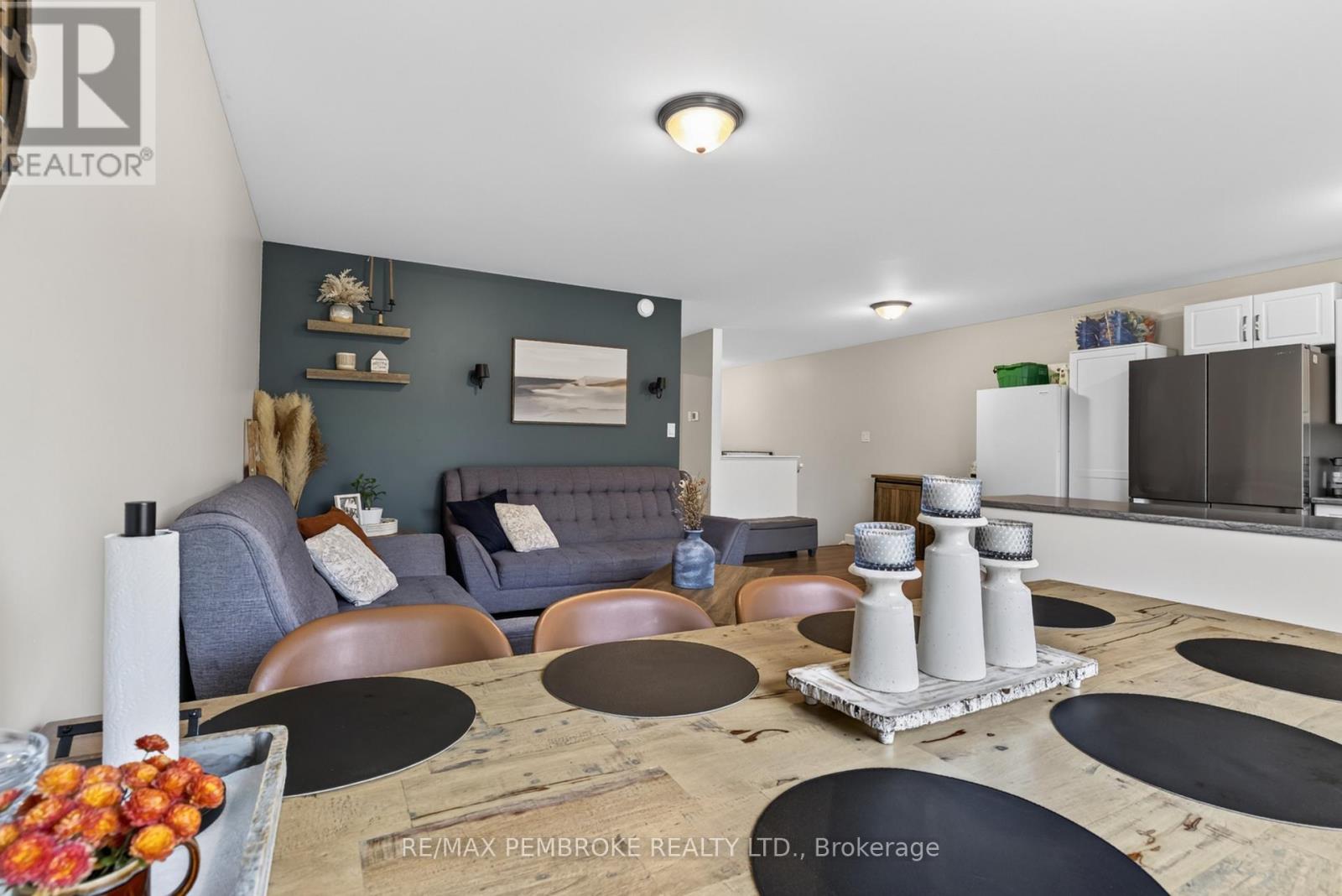 617 Nelson Street — photo 10