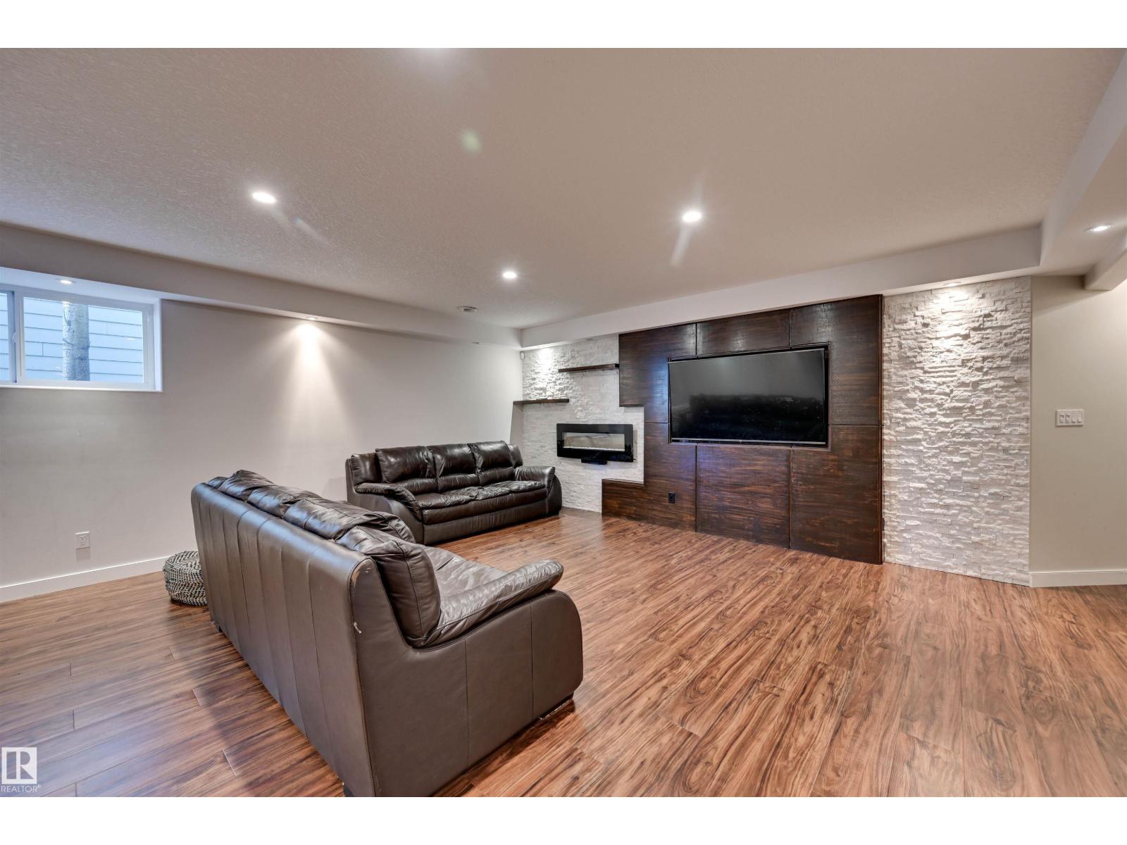 2327 Frezenberg Avenue NW, photo 42