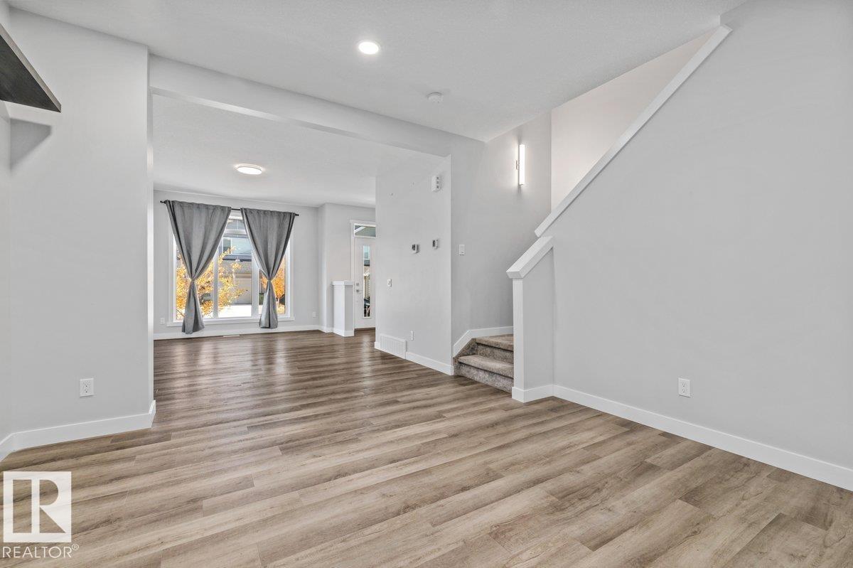 9815 227 ST NW, Edmonton — photo 10