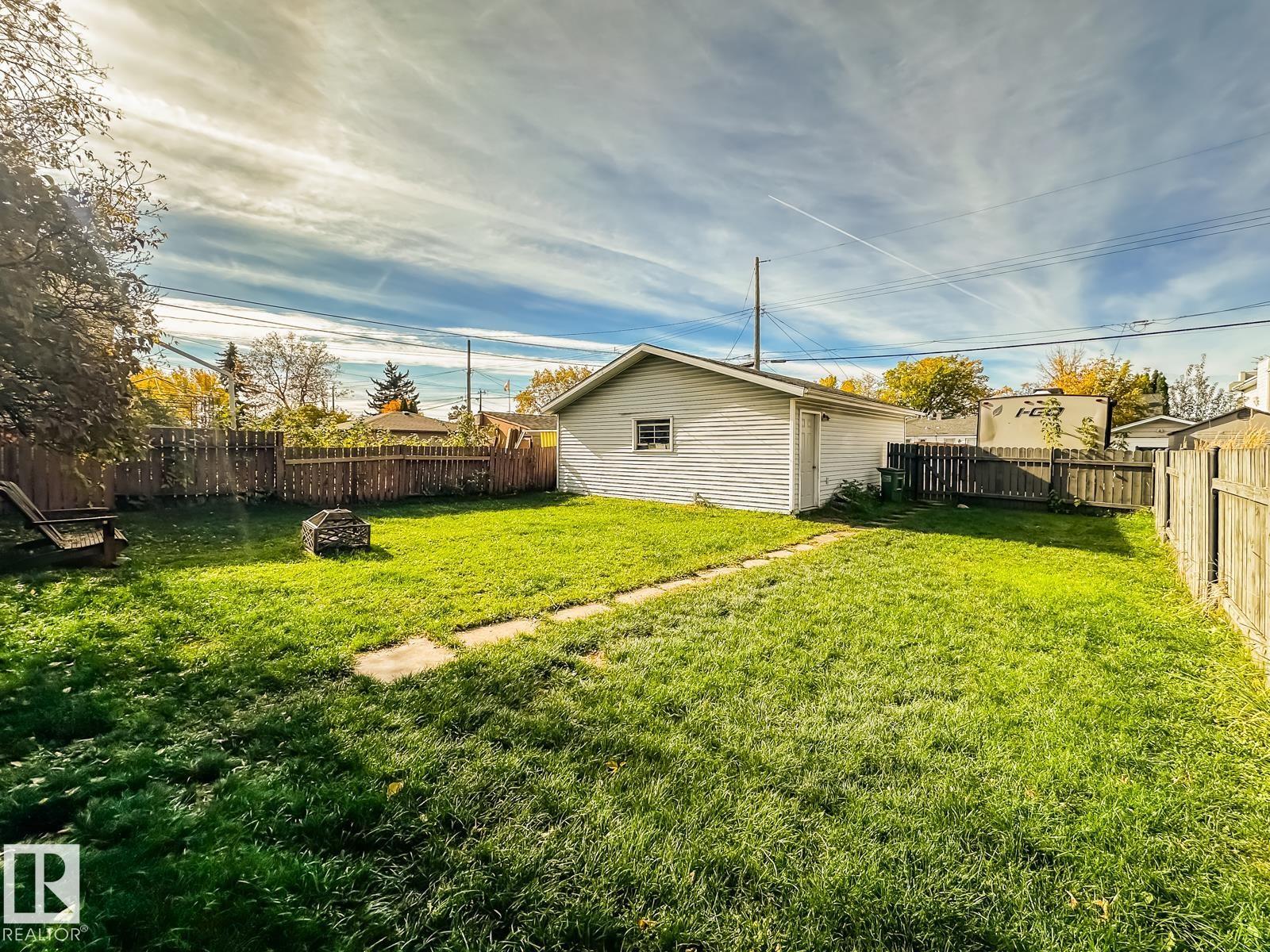 12114 106 ST NW, Edmonton — photo 33