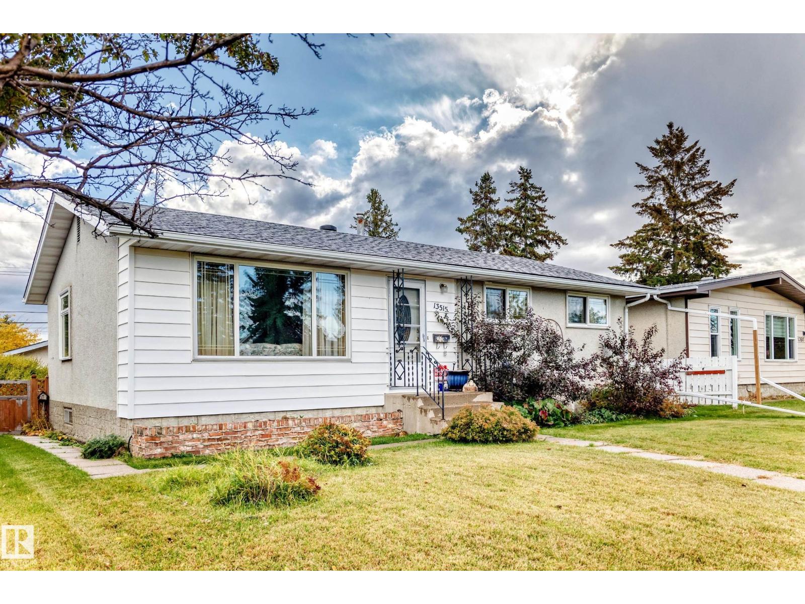 Photo of 13515 86 ST NW NW, Edmonton