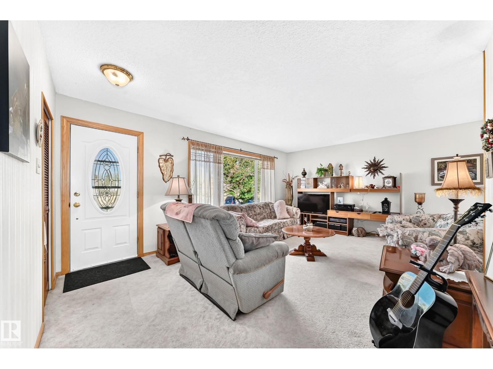 13515 86 St NW NW, photo 2