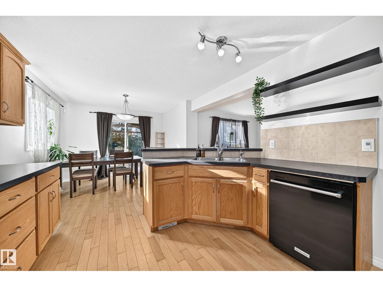 17 Virginia Loop, photo 24