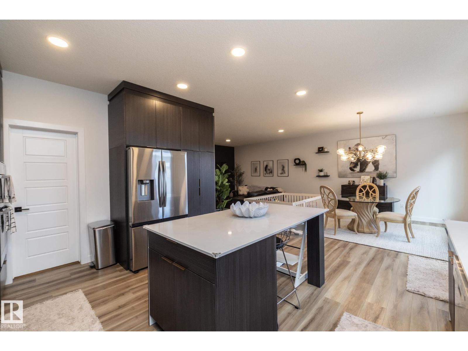 54 Kingsbury Circle, photo 18