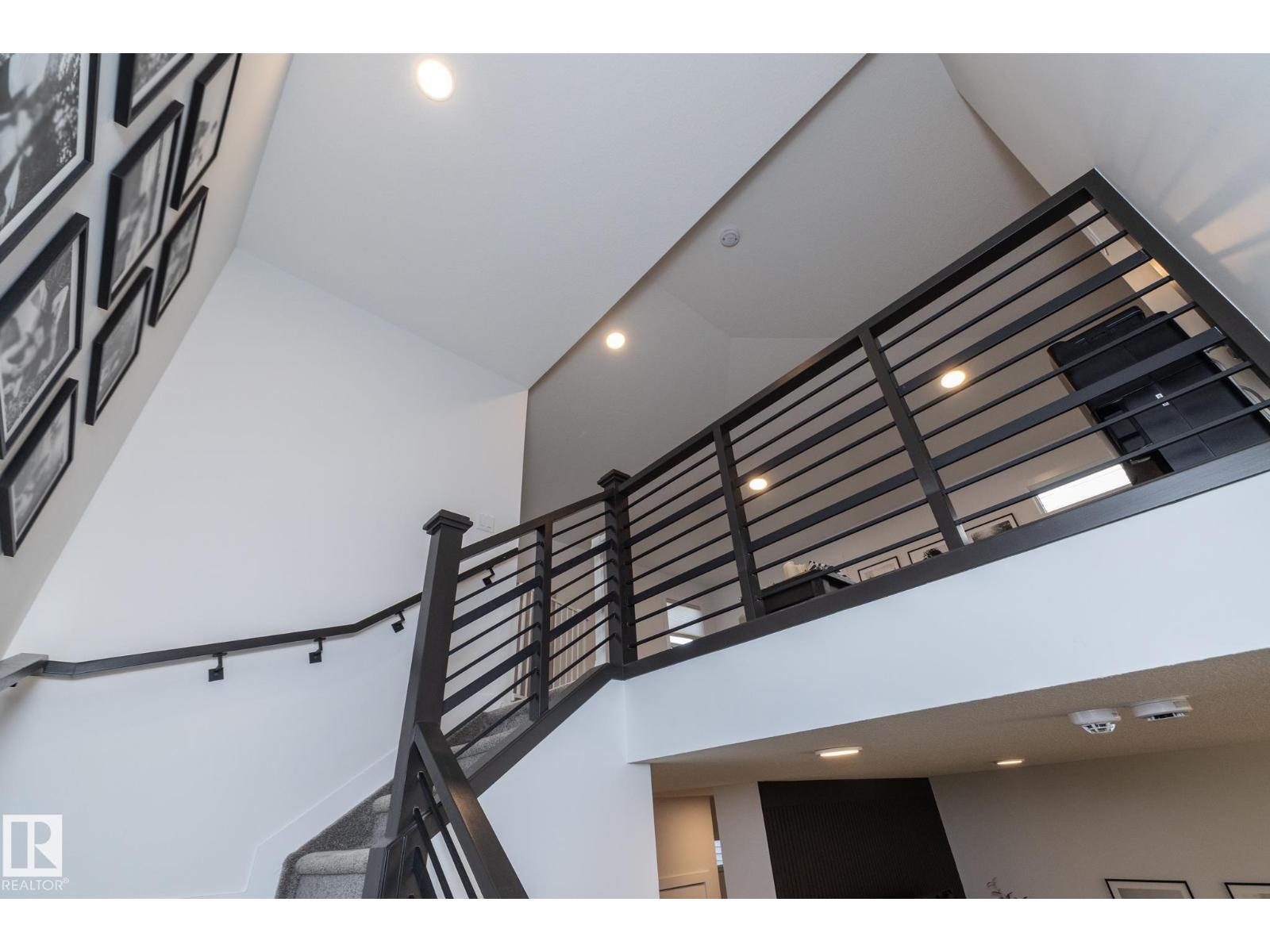 54 Kingsbury Circle, photo 21