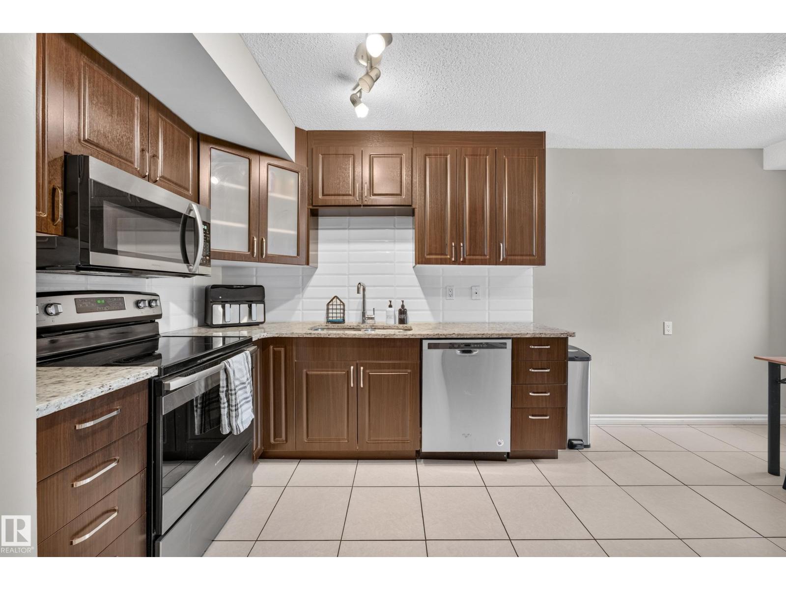1209 Hooke Road NW, photo 15