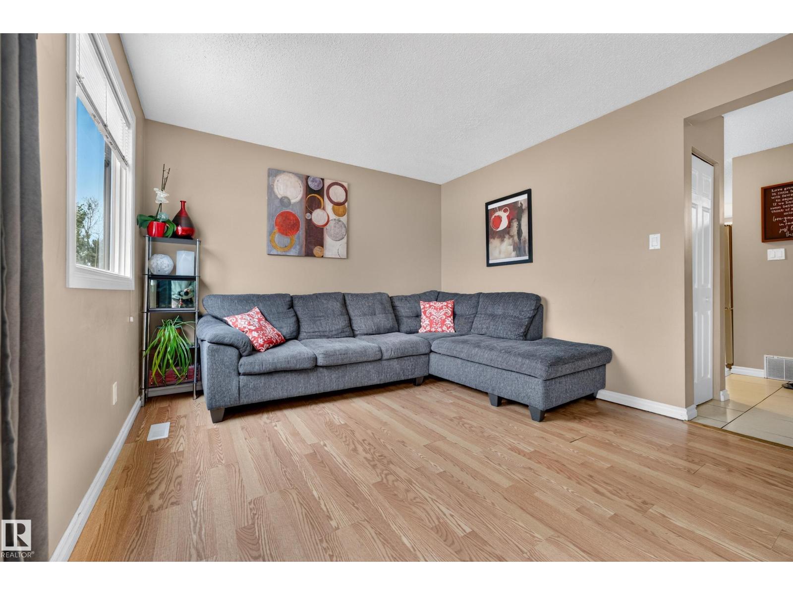 1209 Hooke Road NW, photo 24