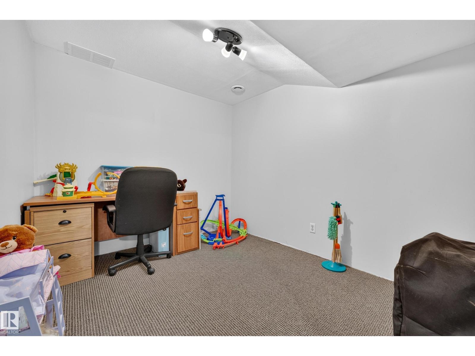 1209 Hooke Road NW, photo 43