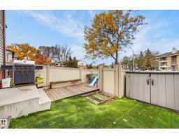 1209 Hooke Rd Nw, Edmonton, AB T5A4A5 Photo 12