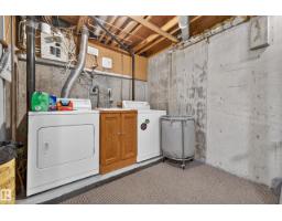 1209 Hooke Rd Nw, Edmonton, AB T5A4A5 Photo 39