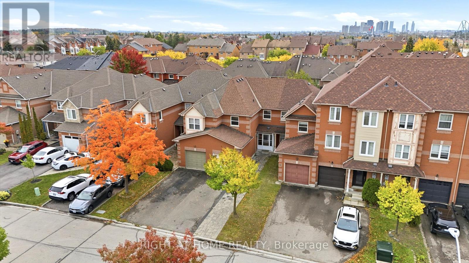 31 Islay Crescent, Vaughan, ON photo 4