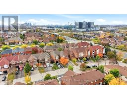 31 Islay Crescent, Vaughan, ON L6A2C1 Photo 6